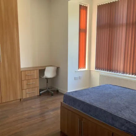 Image 6 - Mauldeth Road, Manchester, M14 6UR, United Kingdom - Apartment for rent