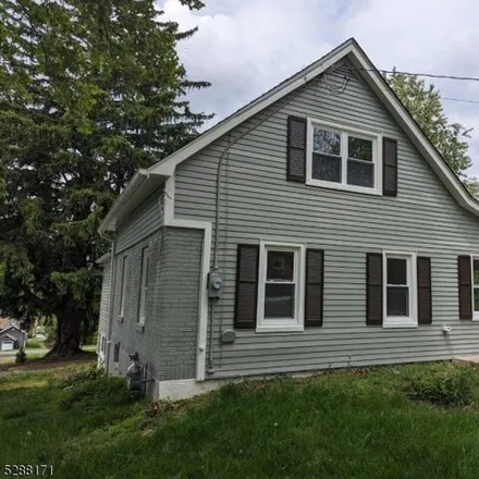 Rent this 3 bed house on 491 Victory Avenue in Pohatcong Township, NJ 08865