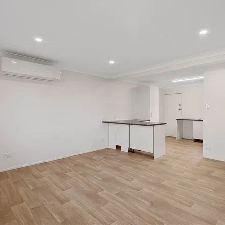 Image 8 - 70 Grove Street, Albion QLD 4010, Australia - Apartment for rent