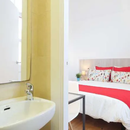 Rent this 6 bed apartment on Carrer de Bonavista in 17-19, 08012 Barcelona