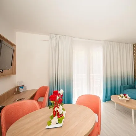 Rent this 3 bed apartment on 3 Boulevard François Grosso in 06000 Nice, France