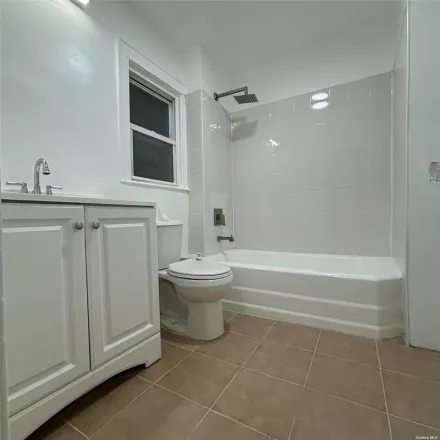 Image 1 - 1445 East 94th Street, New York, NY 11236, USA - Apartment for rent