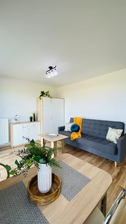 Rent this 1 bed room on Tadeusza Jasińskiego 53 in 80-175 Gdansk, Poland