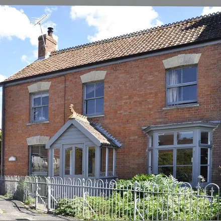 Rent this 4 bed duplex on Farrows in Church Path, Langport