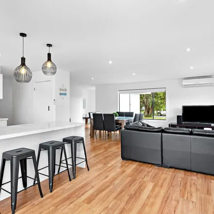 Rent this 3 bed apartment on Deighton Drive in Rosebud VIC 3939, Australia