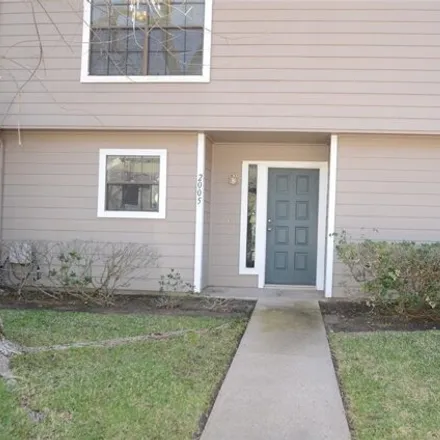 Rent this 2 bed condo on 14911 Wunderlich Dr Apt 2005 in Houston, Texas