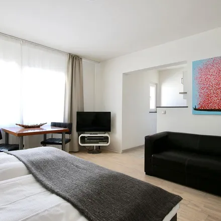 Rent this 1 bed apartment on Antwerpener Straße 16 in 50672 Cologne, Germany