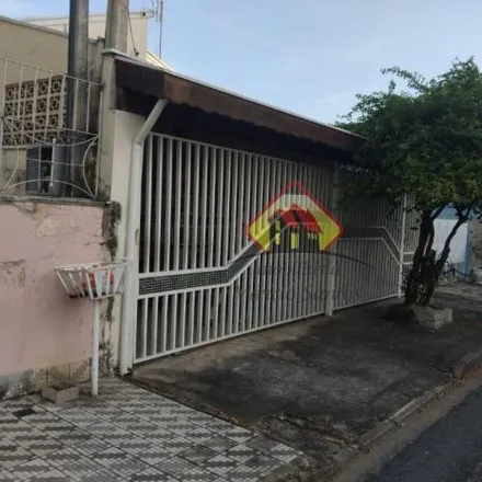 Buy this 3 bed house on Rua Huáscar Pereira in Santa Luzia, Taubaté - SP