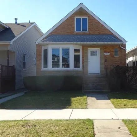 Rent this 4 bed house on 5712 North Merrimac Avenue in Chicago, IL 60646