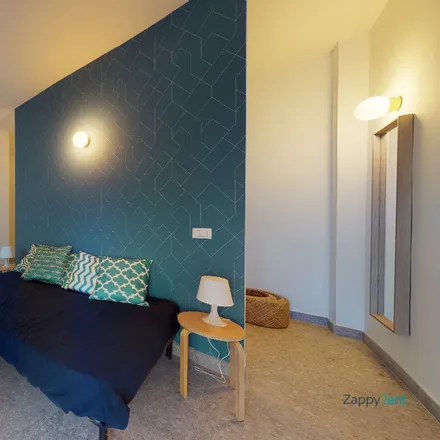 Rent this studio apartment on Viale Puglie in 20137 Milan MI, Italy