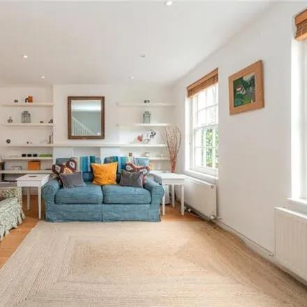 Buy this 3 bed house on 2 Avondale Park Gardens in London, W11 4PR