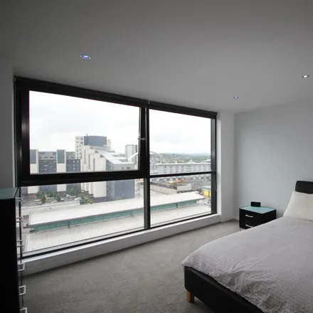 Image 5 - Clydeside Expressway, Glasgow, G3 8GL, United Kingdom - Apartment for rent