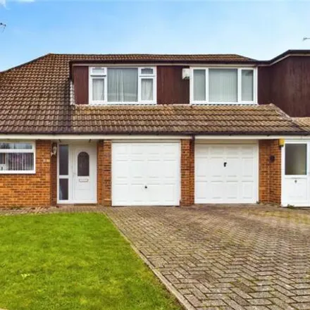 Buy this 3 bed duplex on The Gate in Keswick Close, Reading