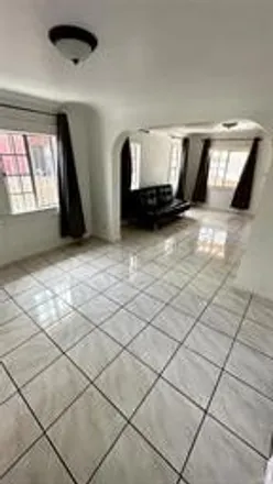 Image 5 - 349 East 84th Street, Los Angeles, CA 90003, USA - House for sale