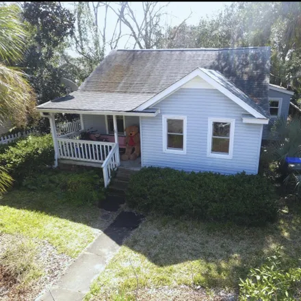 Rent this 5 bed house on 2699 Middle Street in Sullivans Island, Sullivan"s Island