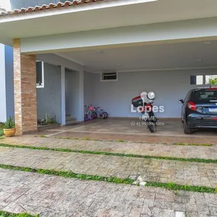 Buy this 5 bed house on Rua Rolândia in Pineville, Pinhais - PR