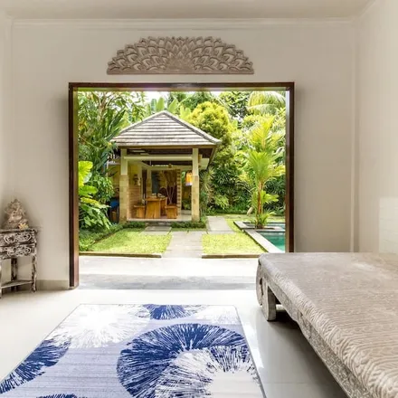 Rent this 3 bed house on Peliatan 80571 in Bali, Indonesia