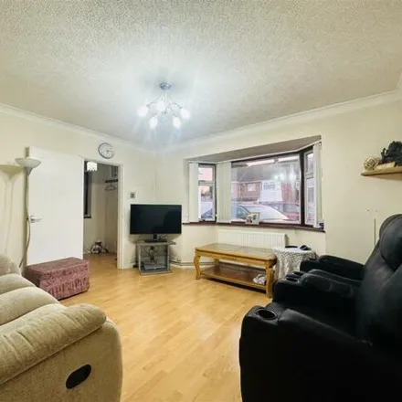 Image 2 - Saltcoates Avenue, Leicester, LE4 7NN, United Kingdom - Duplex for sale