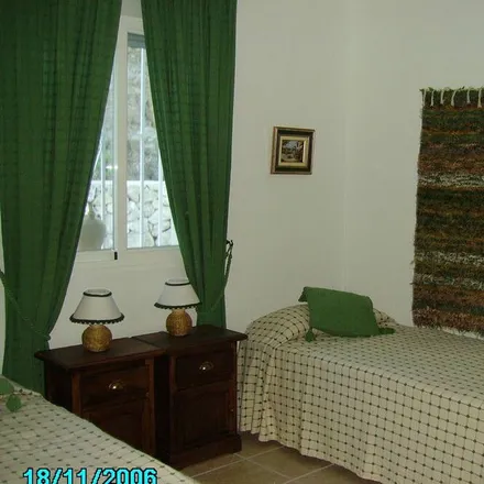 Rent this 2 bed house on 29752 Sayalonga