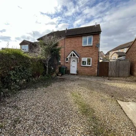 Buy this 3 bed house on Monks Way in Chippenham, SN15 3TT