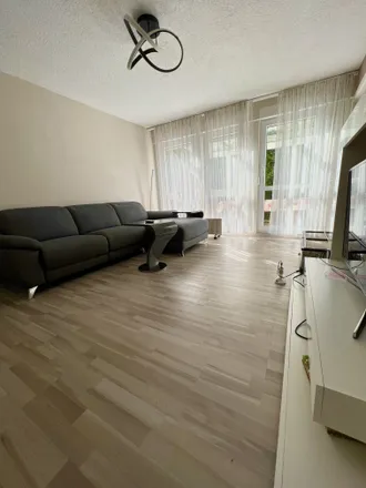 Rent this 4 bed apartment on Hedelfingen in Hedelfinger Straße, 70329 Stuttgart