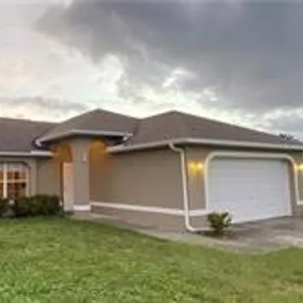 Image 2 - 298 Southeast 14th Street, Cape Coral, FL 33990, USA - House for rent
