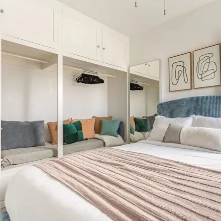 Rent this 1 bed apartment on Manhattan Beach in CA, 90292