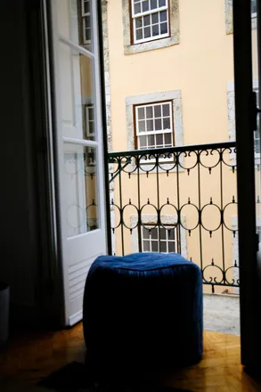 Image 2 - Travessa dos Fiéis de Deus, 1200-284 Lisbon, Portugal - Apartment for rent