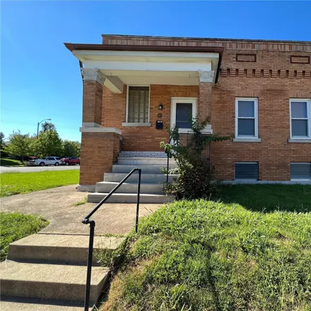 Buy this 3 bed house on 6271 Goener Avenue in Saint Louis, MO 63116