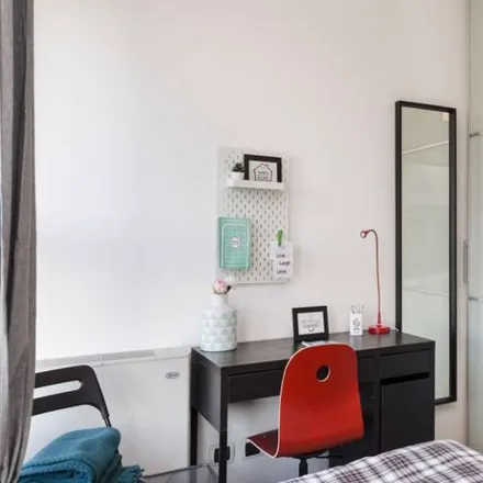 Image 5 - Via Erasmo Da Rotterdam, 20141 Milan MI, Italy - Room for rent