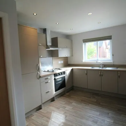 Rent this 4 bed apartment on 12 Balcomie Gardens in Kirkliston, EH29 9GD