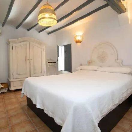 Rent this 2 bed house on Altea in Carrer La Mar, 03590 Altea