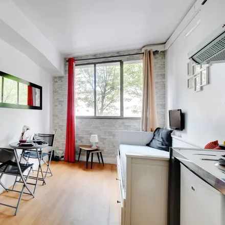 Rent this 1 bed apartment on 6 Rue de Villiers in 92300 Levallois-Perret, France