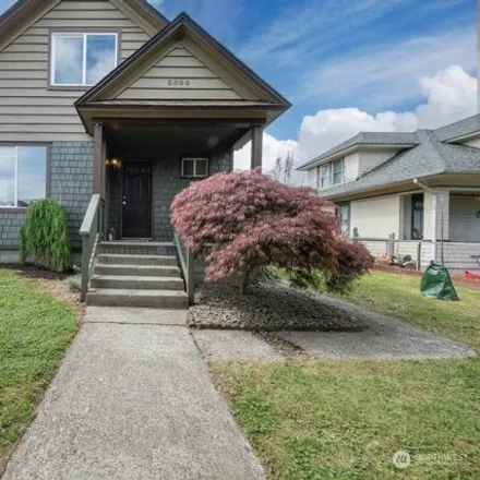 Buy this 3 bed house on 3590 East I Street in Tacoma, WA 98404
