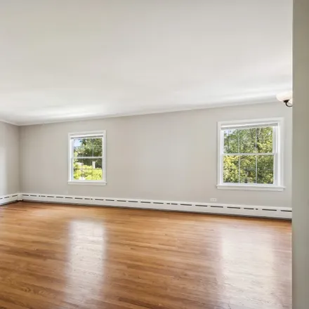 Image 3 - 2260 Sherman Avenue, Evanston, IL 60201, USA - House for sale