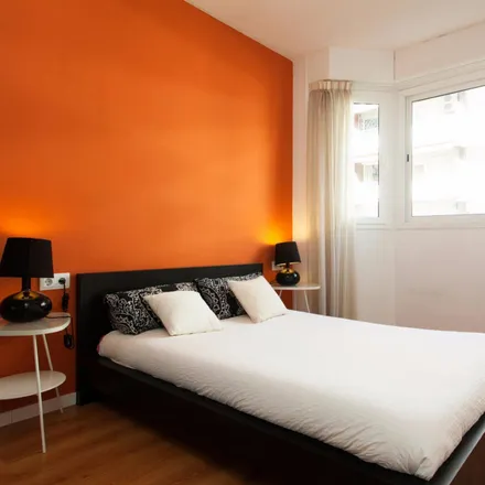 Rent this 2 bed apartment on Carrer de Muntaner in 533, 08001 Barcelona