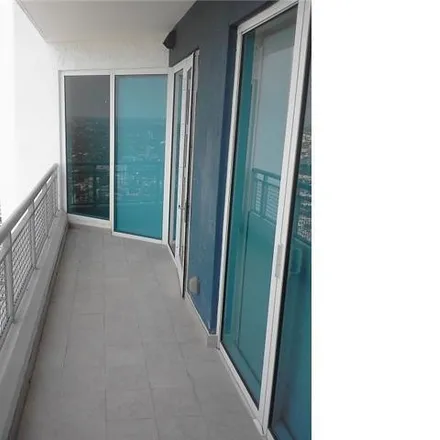Image 4 - Infinity at Brickell, Southwest 14th Street, Miami, FL 33130, USA - Loft for rent