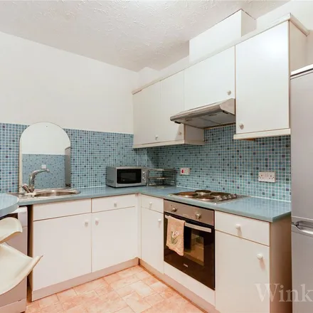 Rent this 1 bed apartment on 46 Farrow Lane in London, SE14 5DB