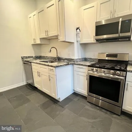 Rent this 1 bed house on 1121 Walnut Street in Philadelphia, PA 19107