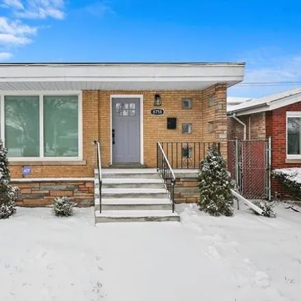 Buy this 3 bed house on 8758 South Cornell Avenue in Chicago, IL 60617