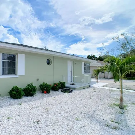 Buy this 2 bed house on 1225 Grove Street in Clearwater, FL 33755