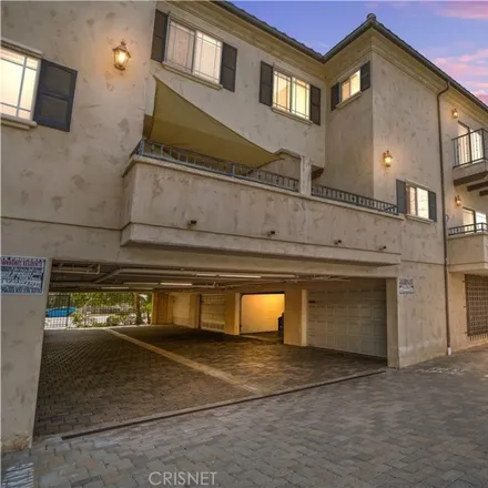 Image 2 - Laurel Canyon Boulevard, Los Angeles, CA 91607, USA - Townhouse for rent