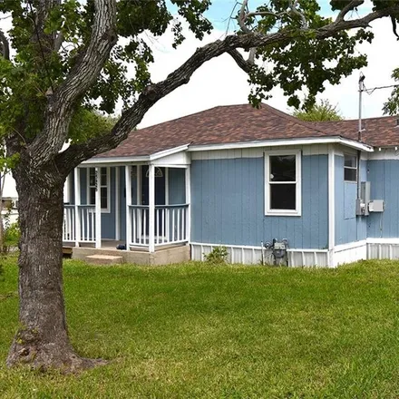 Buy this 3 bed house on 5522 Hampshire Road in Corpus Christi, TX 78408