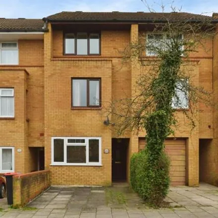 Buy this 4 bed townhouse on Shackleton Place in Milton Keynes, MK6 2QB