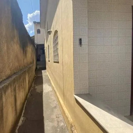 Buy this 3 bed house on Avenida Dona Senhorinha in Boa Vista, Belo Horizonte - MG