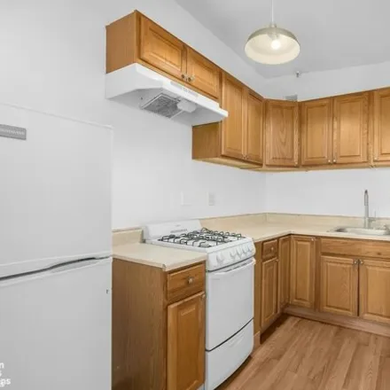 Image 3 - 108 West 17th Street, New York, NY 10011, USA - House for rent