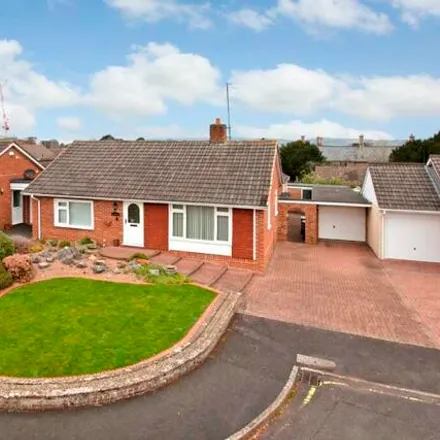 Buy this 3 bed house on 5 Inner Gullands in Taunton, TA1 4SP