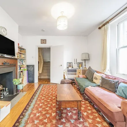 Rent this 1 bed apartment on Acacia Road in London, W3 6HF