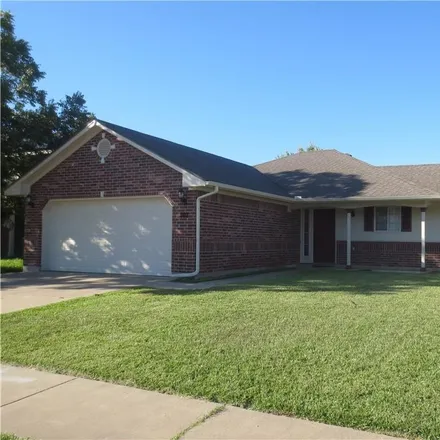 Image 1 - 107 Portsmouth Circle, Victoria, TX 77904, USA - House for sale