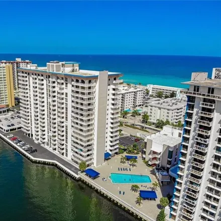 Image 1 - South Ocean Drive, Beverly Beach, Hollywood, FL 33009, USA - Condo for sale
